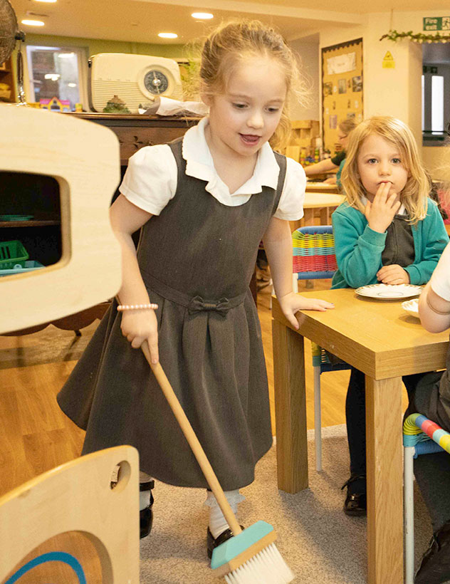 pre-school-room-sweeping pre-school-room-sweeping